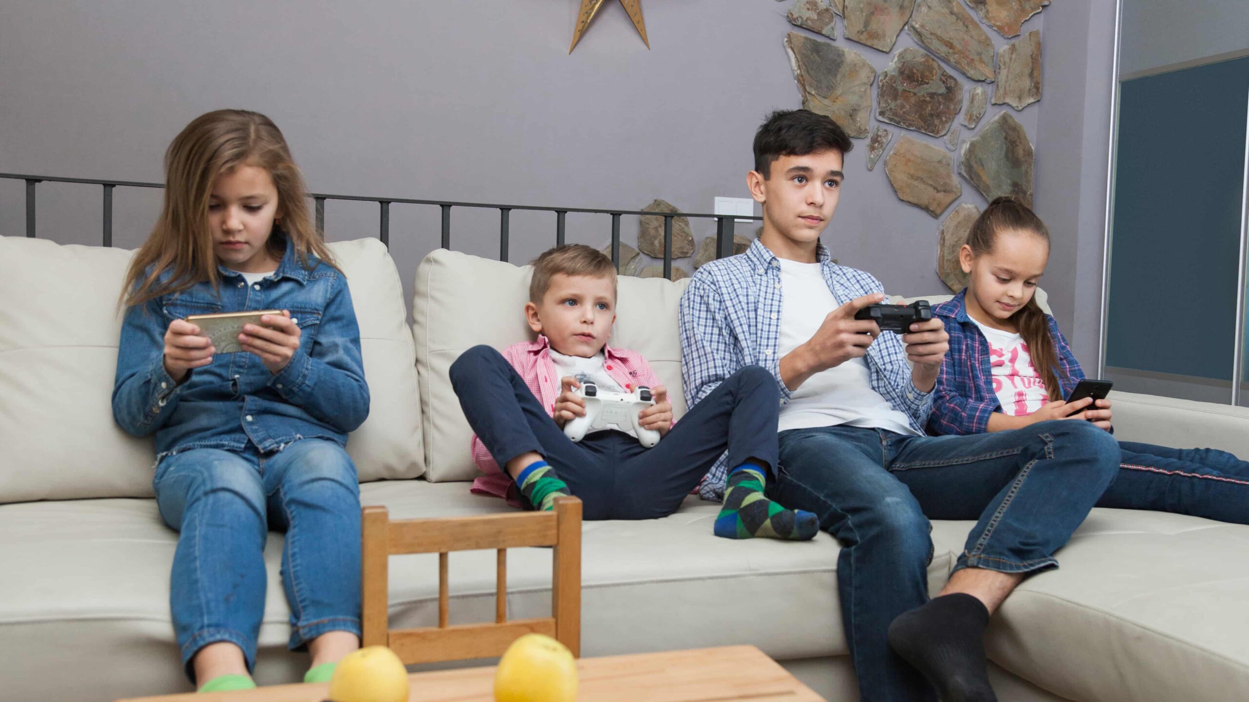 Why Are Children Getting Addicted To Mobile Development Nowadays?